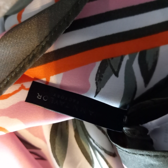 3 for $10: Ann Taylor polyester neck scarf NWT - Picture 5 of 7